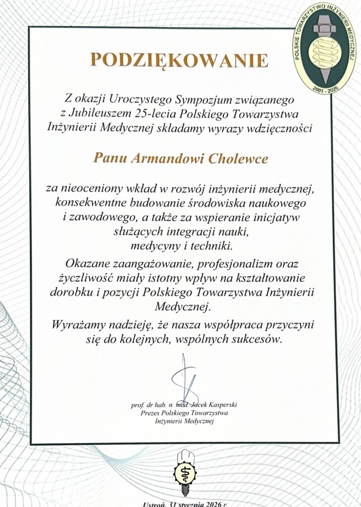 aaaArmand Cholewka_page-0001