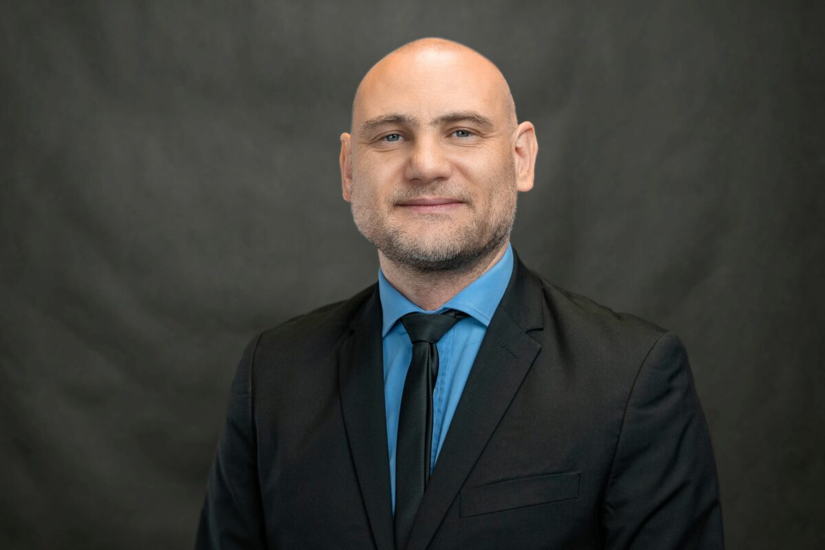 Adrian_Robak zdjęcie portretowe