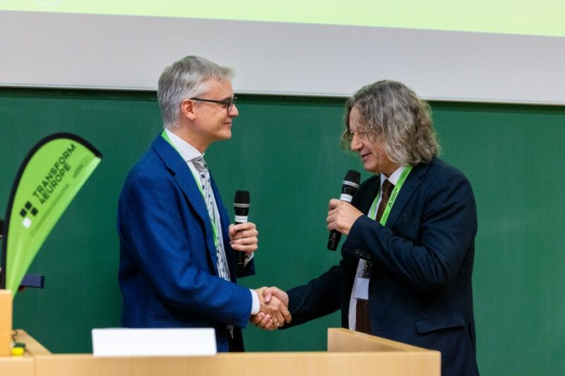 Prof. dr Cornelius König oraz prof. dr hab. Ryszard Koziołek