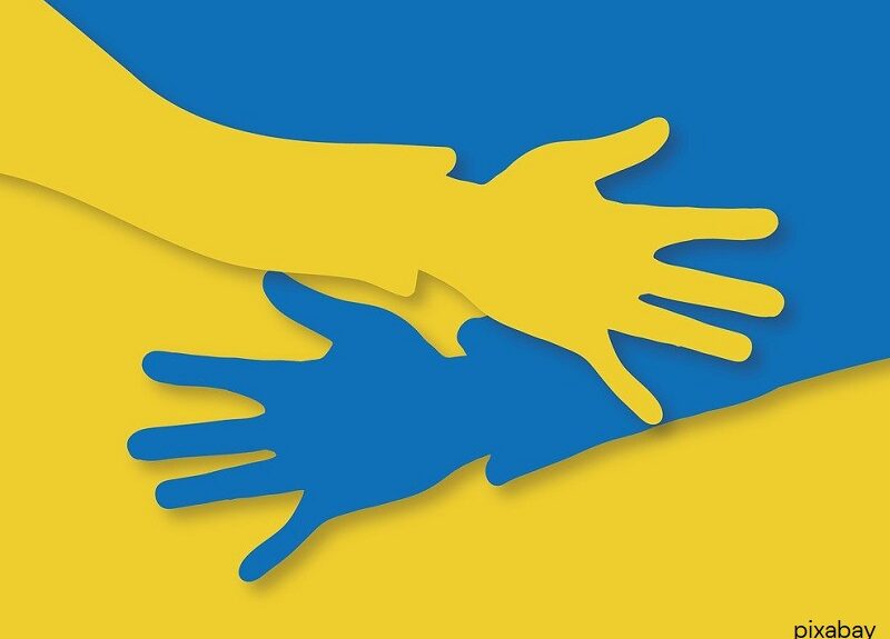 Żółte i niebieskie dłonie | Yellow and blue hands