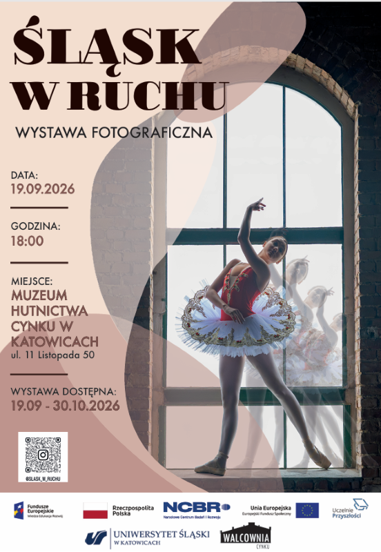 plakat dotyczący wydarzenia, po prawej stronie znajduje się baletnica uchwycona w ruchu a po lewej informacje dotyczące wernisażu i wystawy. Te informacje znajduja się również w treści notki