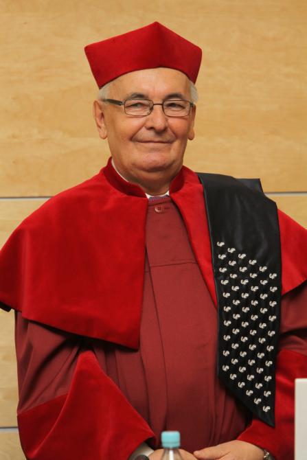 prof. Maksymilian Pazdan