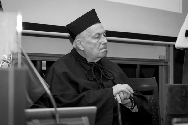 prof. Jerzy Mikułowski Pomorski – zdjęcie portretowe