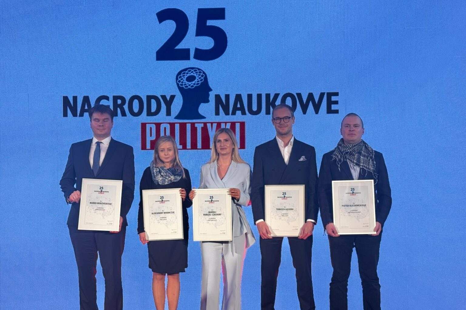 Zwycięzcy Nagród Naukowych POLITYKI | Materiały UŚ