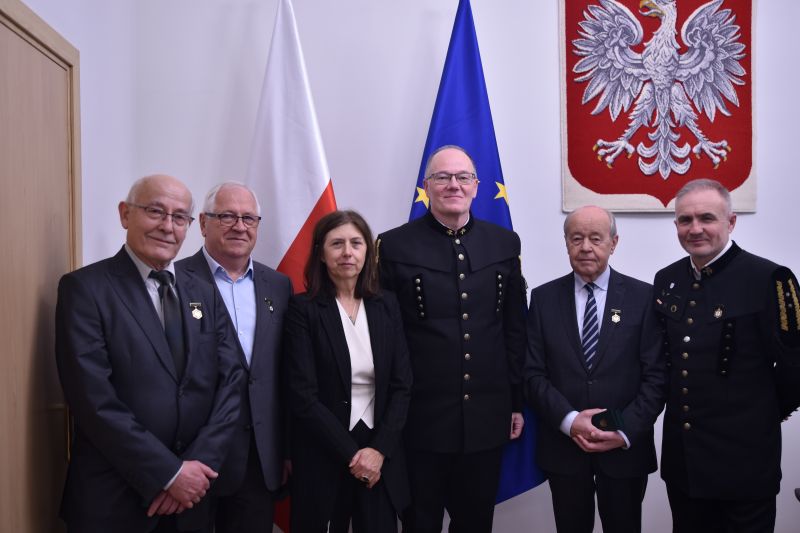 Prof. dr hab. Andrzej Kowalczyk z odznaczeniem „Zasłużony dla polskiej geologii”