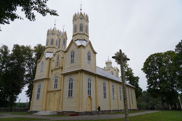kościół w Niemoniunach