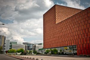 Budynek Centrum Informacji Naukowej i Biblioteki Akademickiej / Building of Scientific Information Centre and Academic Library