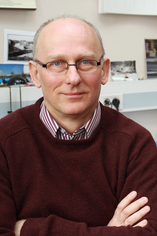Zdjęcie portretowe prof. Janusza Gluzy