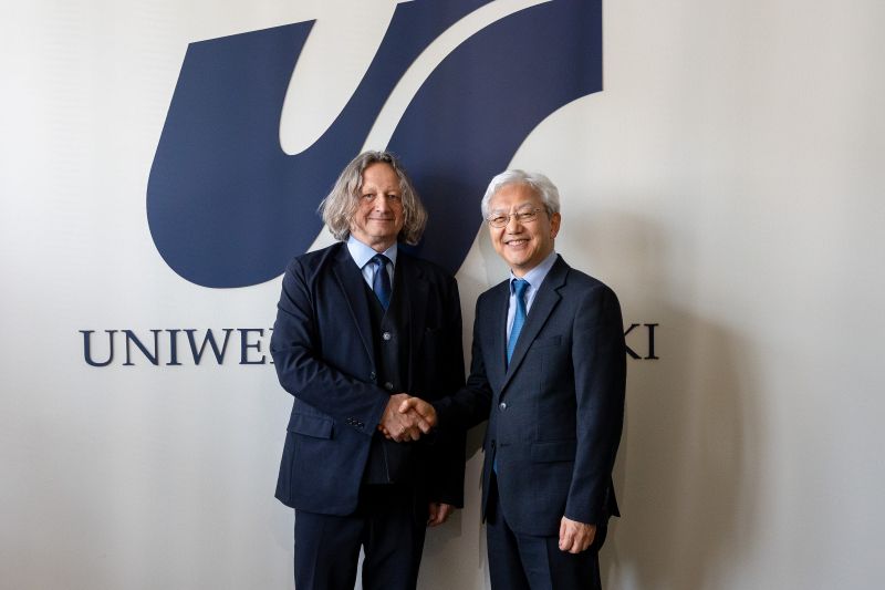 Jego Ekscelencja Jun Youl Tae, nowy Ambasador Korei Południowej w Polsce oraz JM Rektor prof. dr hab. Ryszard Koziołek