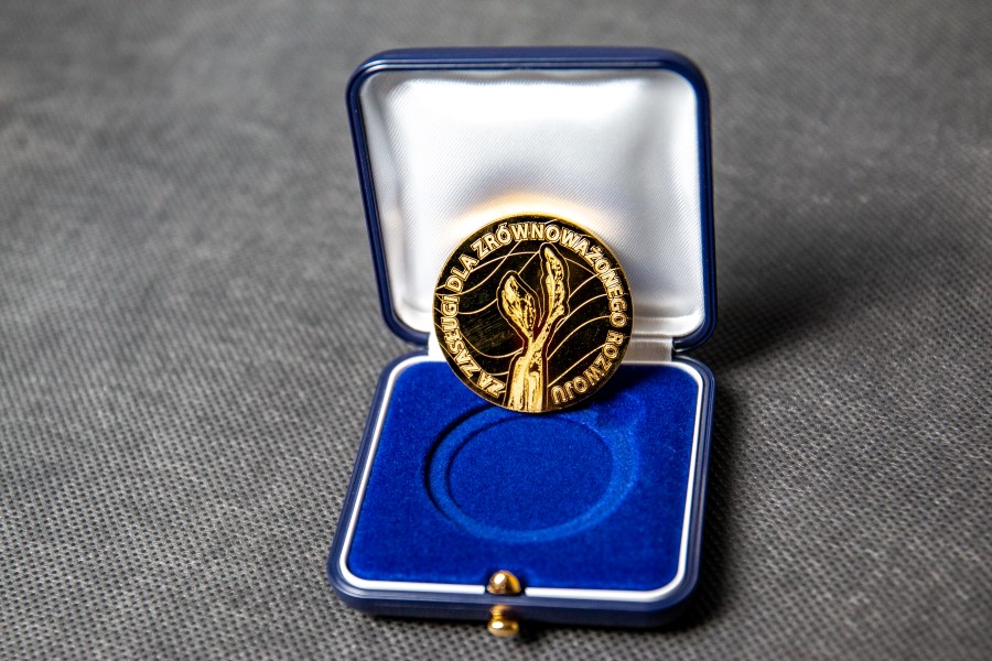 medal Polskiej Izby Ekologii dla Śląskiego Centrum Wody UŚ