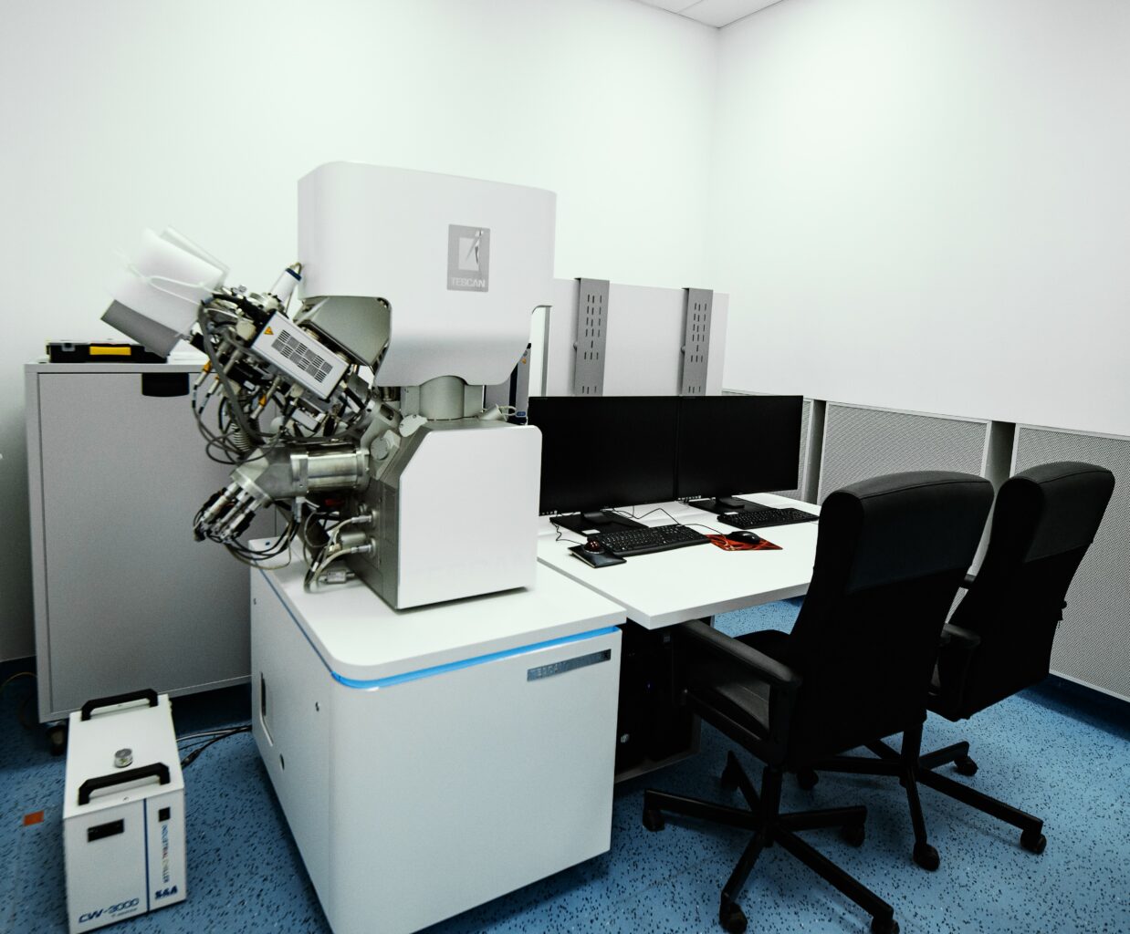 Otwarcie Centrum Mikroskopowego Badania Materii SPIN-Lab
