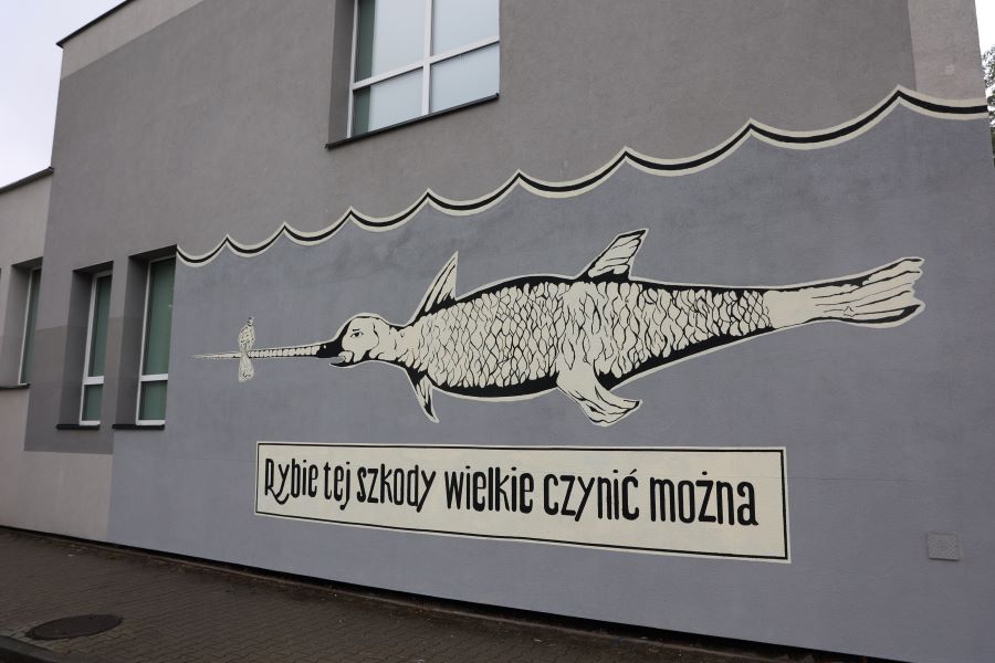 mural przedstawiający rybę