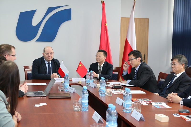 Uczestnicy spotkania z delegacją Northeastern University z Shenyang