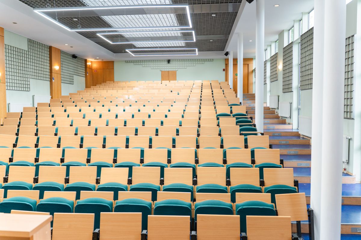 DSC02654 aula na Wydziale Nauk Społecznych (ul. Grażyńskiego, Katowice)