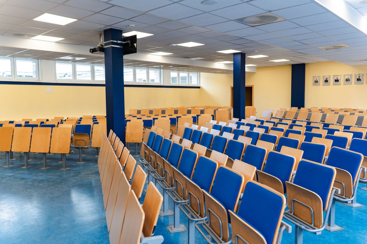 DSC03228 aula na Wydziale Nauk Ścisłych i Technicznych w Katowicach