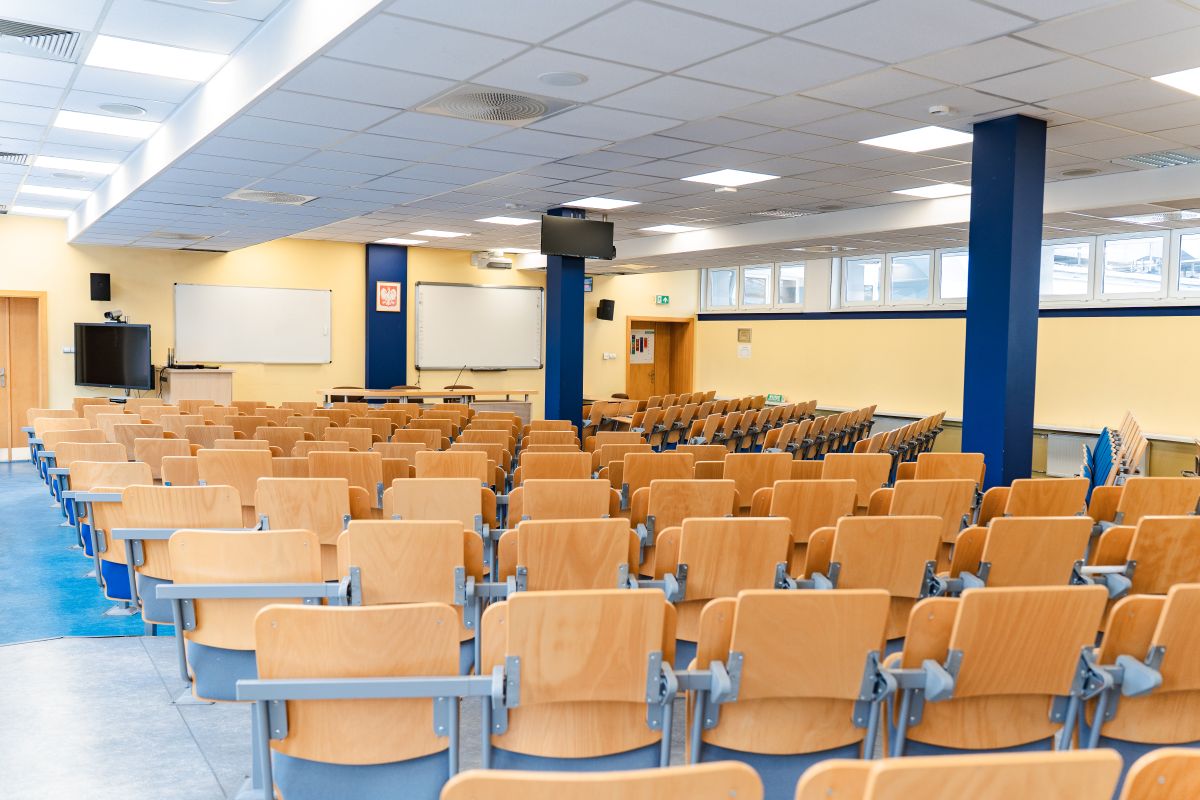 DSC03232 aula na Wydziale Nauk Ścisłych i Technicznych w Katowicach