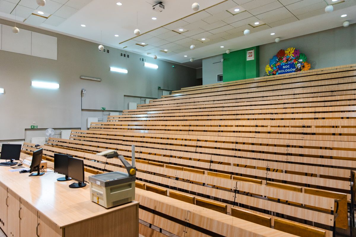 SU3A7758 aula na Wydziale Nauk Przyrodniczych w Katowicach (Bankowa 9)