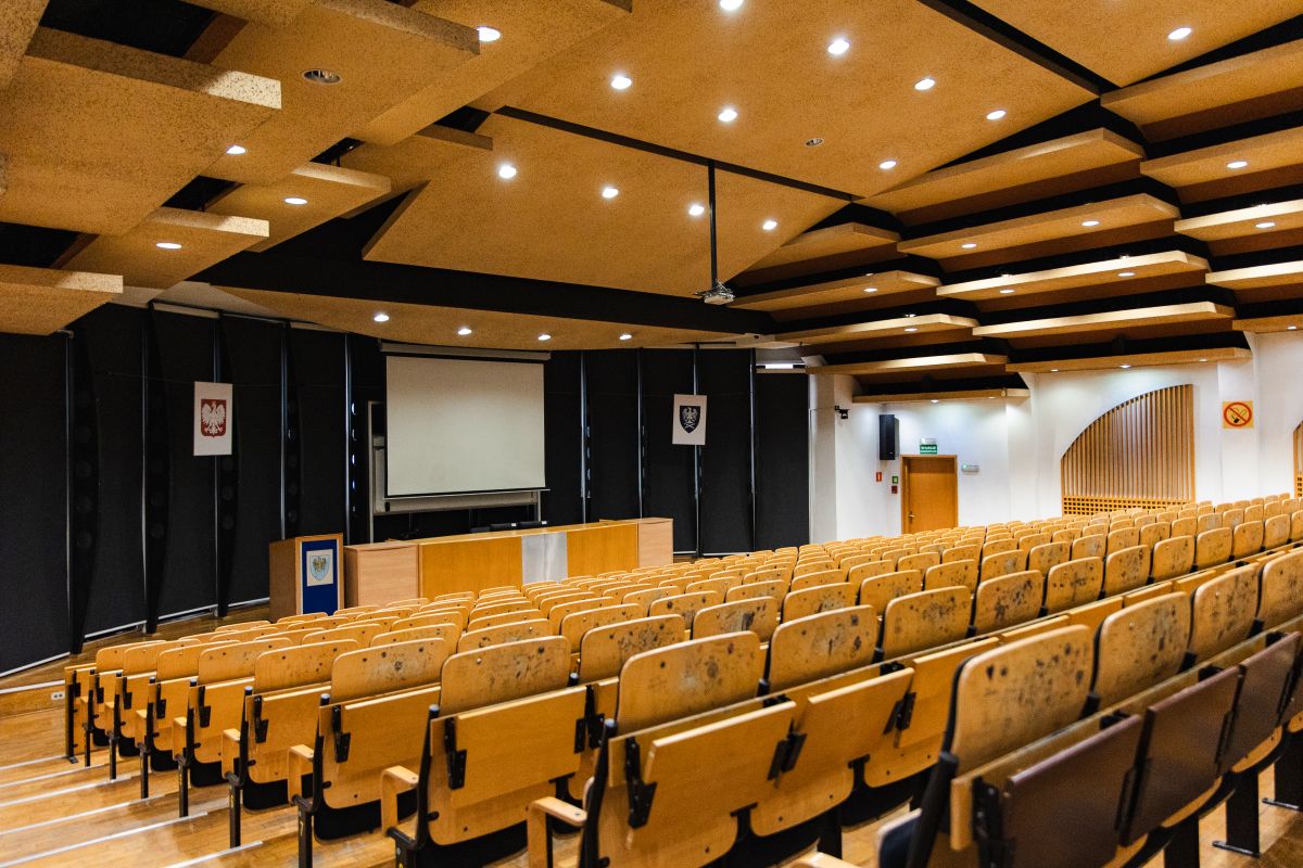 SU3A7909 aula na Wydziale Nauk Społecznych (ul. Bankowa 11, Katowice)