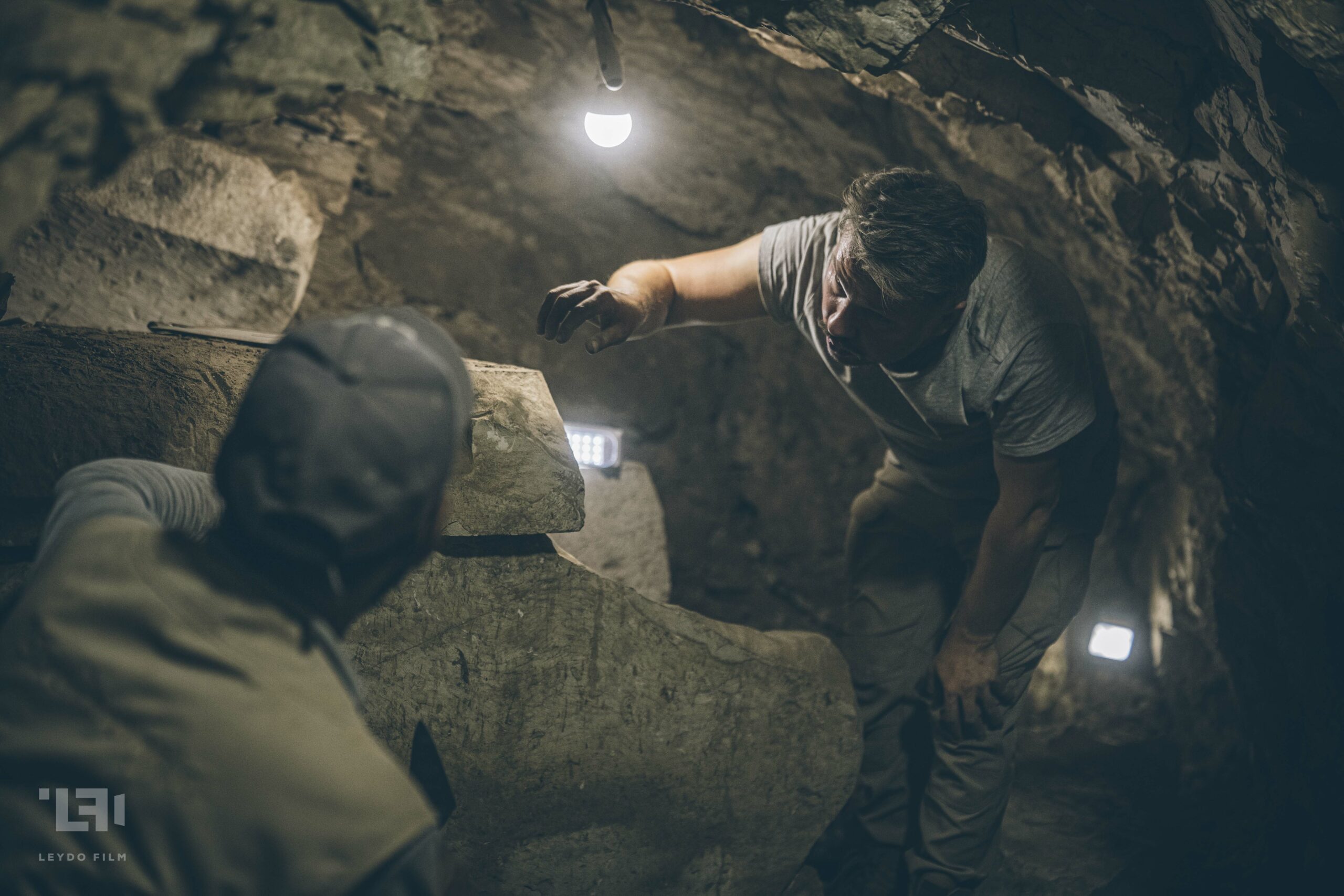Dr Ejsmund w trakcie badań