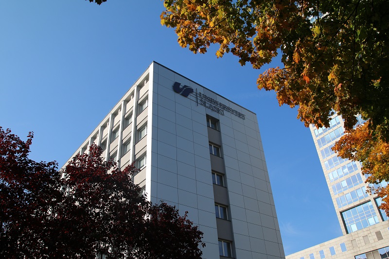 Budynek Wydziału Humanistycznego przy ul. Uniwersyteckiej 4 w Katowicach