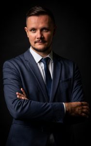 dr hab. Damian Guzek, prof. UŚ