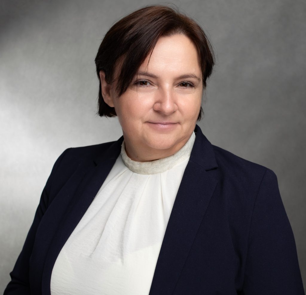 dr. Renata Jankowska, prof. UŚ