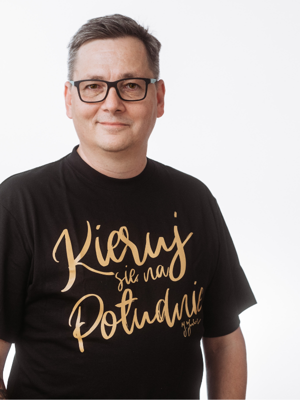 Jarosław Juszkiewicz | Fot. archiwum prywatne mężczyzna w okularach