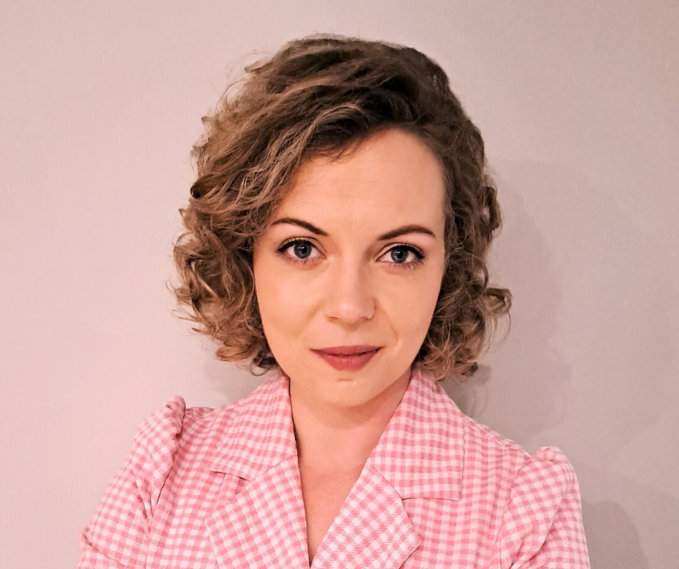 Fotografia przedstawia dr Karolinę Prażmowską-Marcinowską