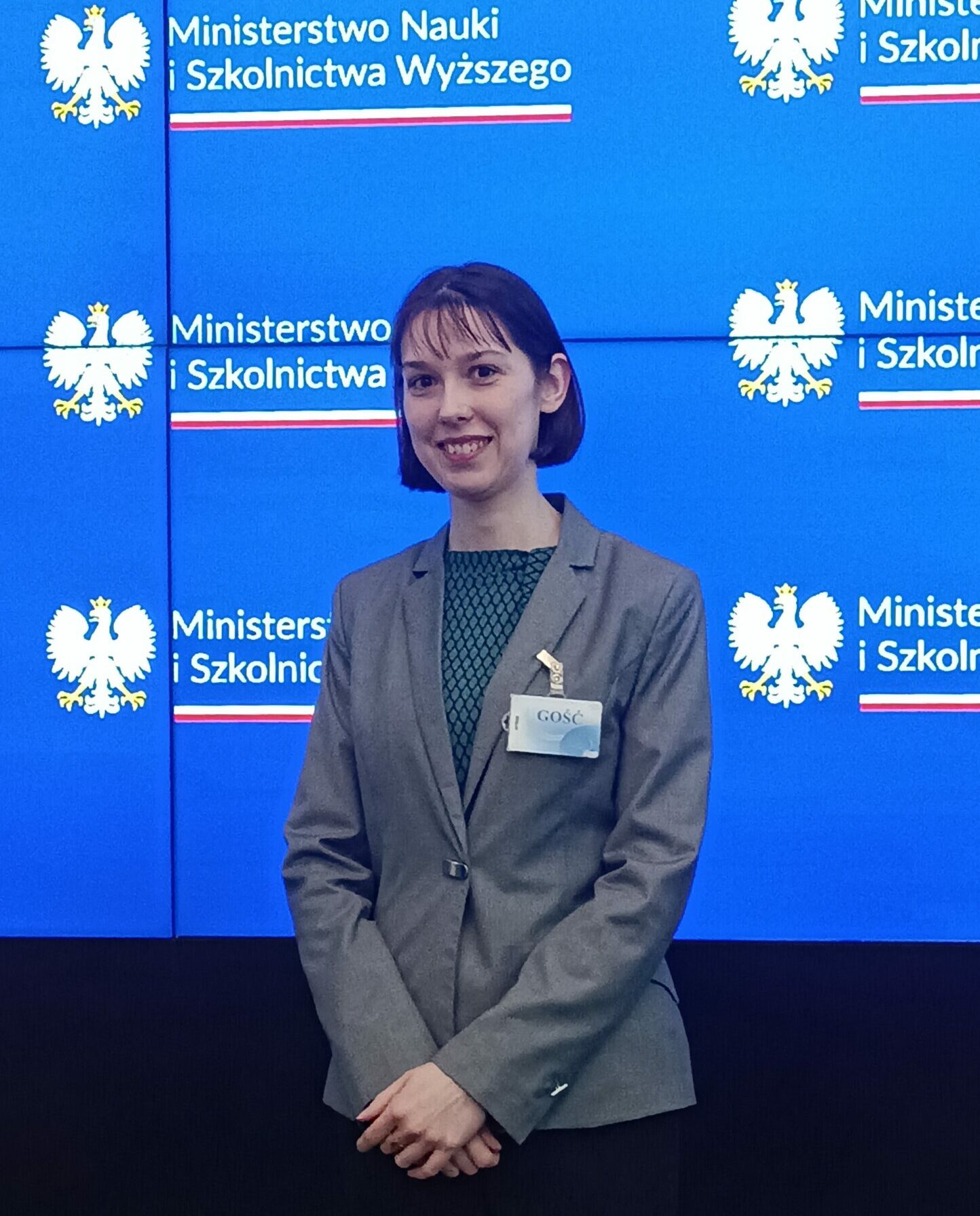 fotografia przedstawia mgr Monikę Lisiecką