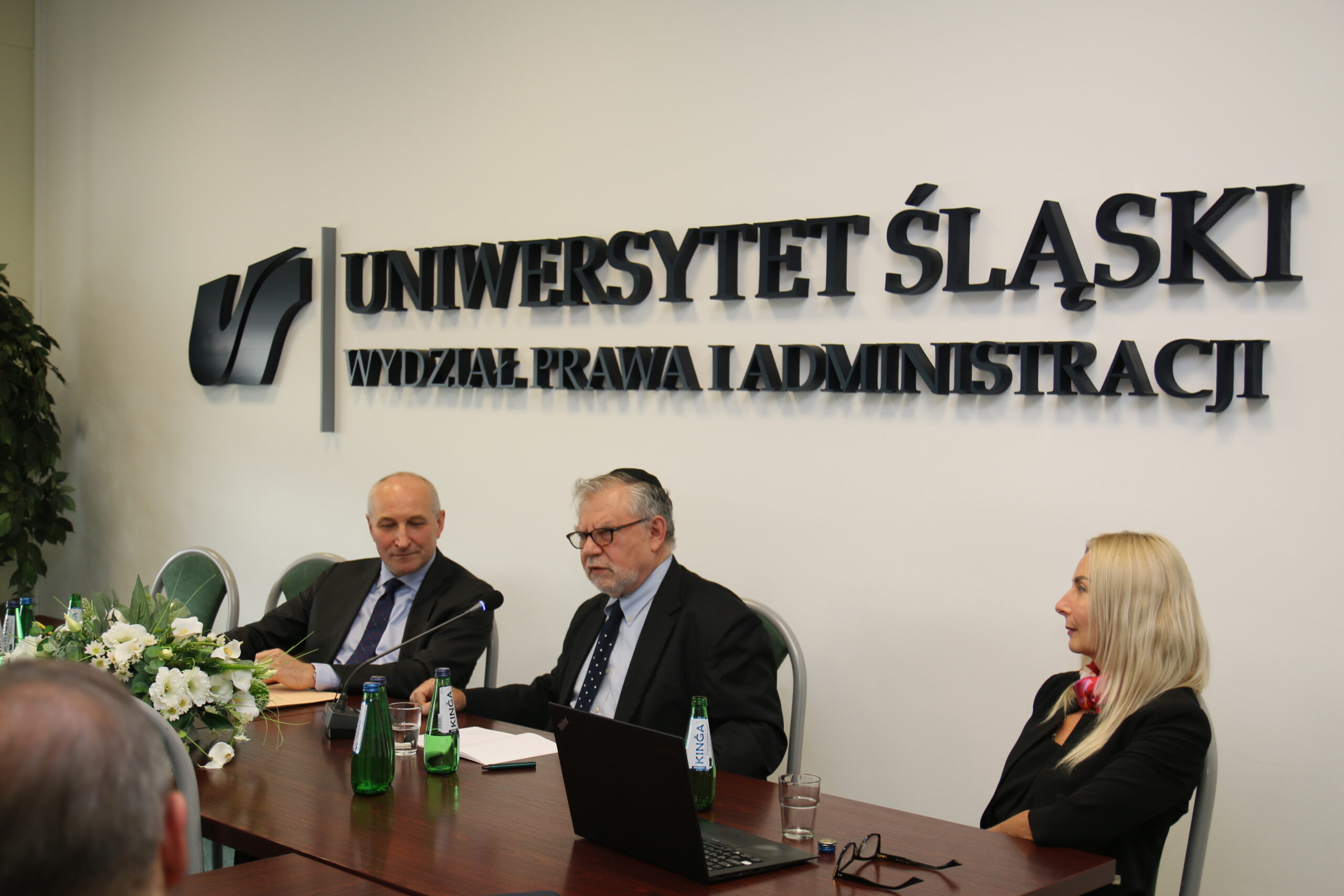 Wydział Prawa i Administracji | Uniwersytet Śląski w Katowicach