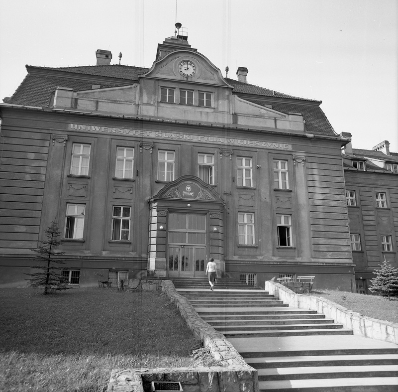 Gmach Uniwersytetu Śląskiego Filii w Cieszynie, zdjęcie z 1974 roku